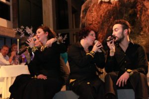 Zingen bij de Mammoet in Museum Twentse Welle